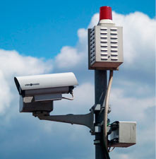 Alarmgeber und Überwachungs-Kamera